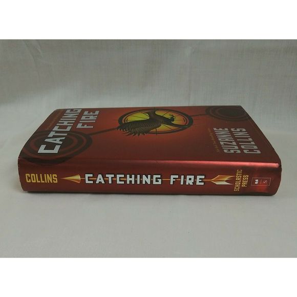 Catching Fire Suzanne Collins First Edition Hardcover Book with Dust Jacket 2009 - Picture 3 of 6